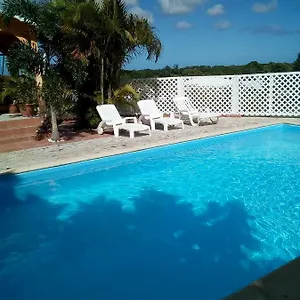 Très Belle Location Touristique Hébergement de vacances Sainte-Anne (Grande-Terre)